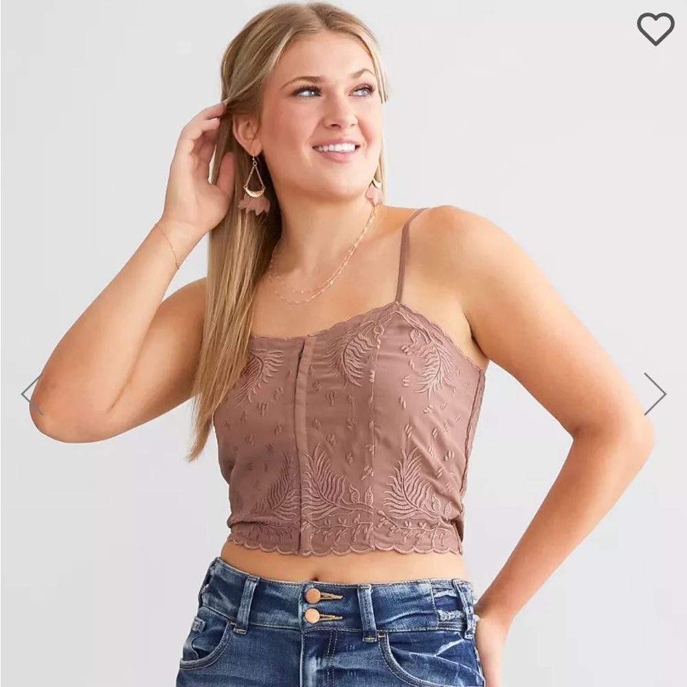 BKE Mauve Floral Lace Cropped Tank Top